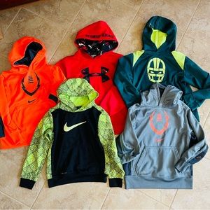 Nike Youth sweatshirts
